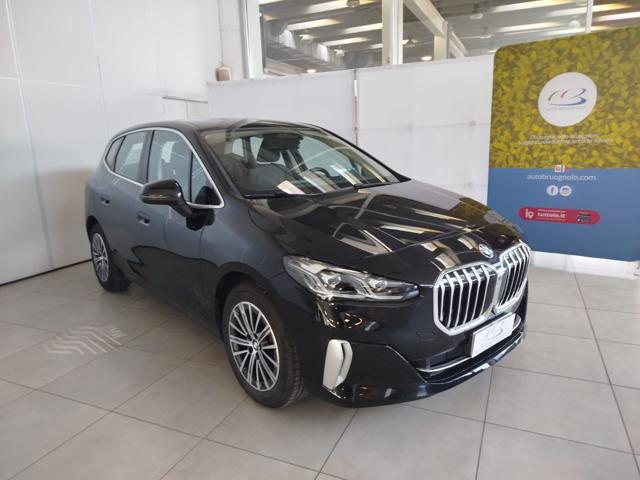 BMW 218 Active Tourer usato a MUGNANO DI NAPOLI