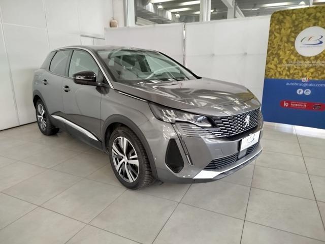 Peugeot 3008 Hybrid 225 e-EAT8 Allure usato a MUGNANO DI NAPOLI