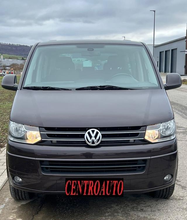 Volkswagen Multivan 2.0 TDI 140cv 4x4 4 Motion Highline, del 2011, 269.000 km, in vendita a Manerbio (BS)
