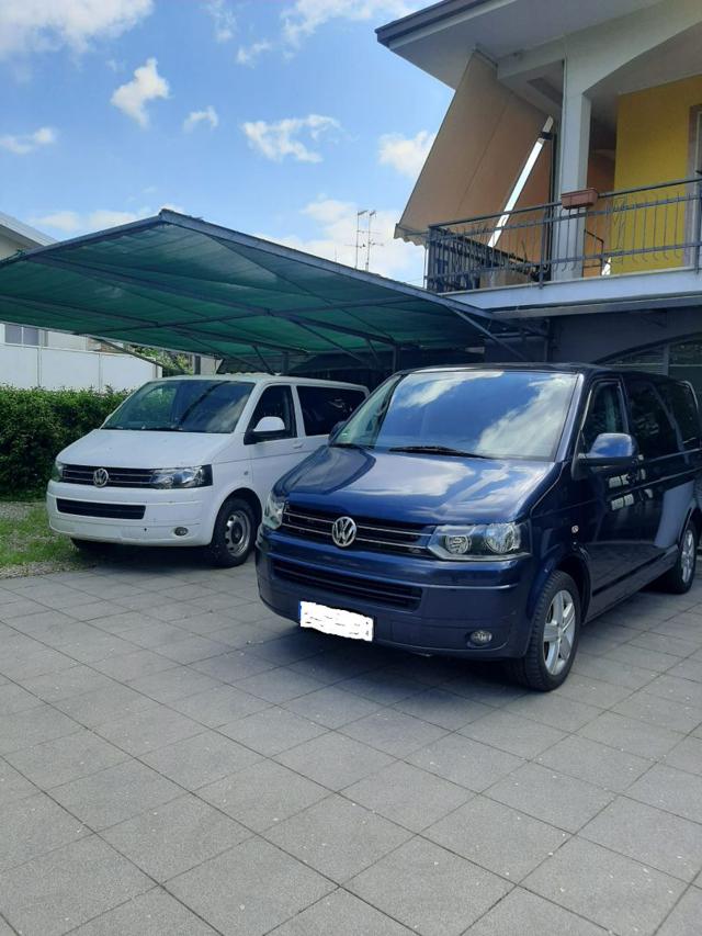 Volkswagen Multivan 2.0 TDI 140CV webasto, del 2011, 229.000 km, in vendita a Manerbio (BS)
