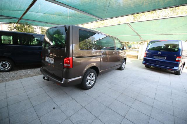 Volkswagen California 2.0 TDI 140cv PC Navi FullFull, del 2012, 259.000 km, in vendita a Manerbio (BS)