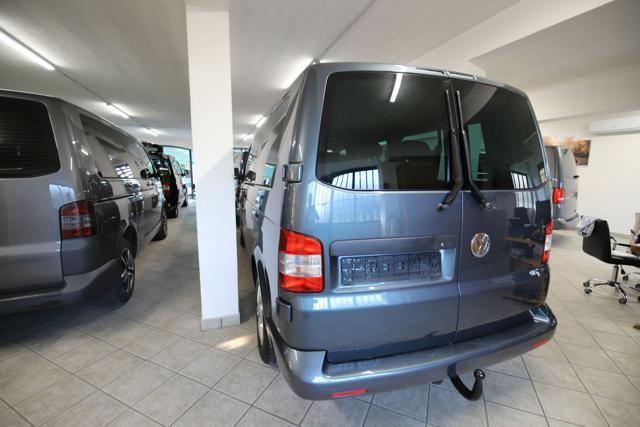 Volkswagen Caravelle 2.5 TDI/131cv PL 7Posti Full Full - foto 3 di 4