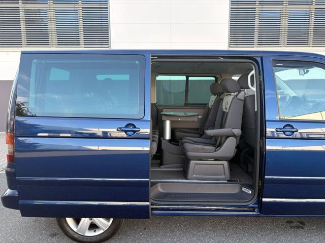 Volkswagen Multivan 2.5 TDI/174cv L'United Navi GT Tavolino Letto - foto 3 di 4