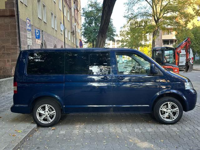 Volkswagen Multivan 2.5 TDI/130CV DSG Webasto Highlin Klima Navi, del 2008, 220.000 km, in vendita a Manerbio (BS)