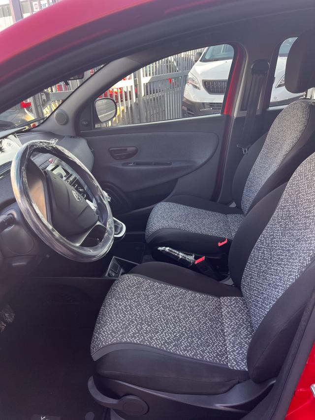 Lancia Ypsilon 0.9 TwinAir 5 porte Metano Ecochic Elefantino Blu usato a PORTOFERRAIO
