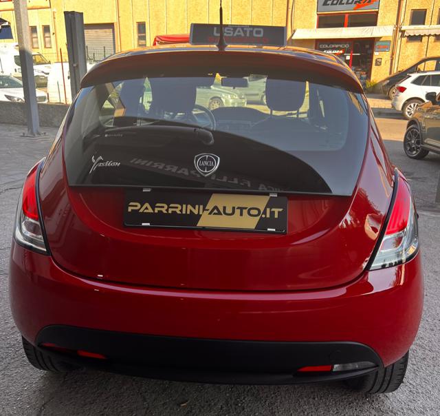 Lancia Ypsilon 0.9 TwinAir 5 porte Metano Ecochic Elefantino Blu - foto 4 di 4