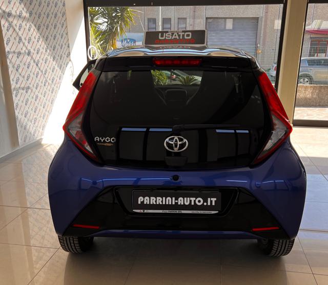 Toyota Aygo 1.0 VVT-i 72 CV 5 porte x-trend - foto 4 di 4