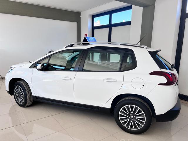 Peugeot 2008 PureTech 82 S&S Active - foto 2 di 4