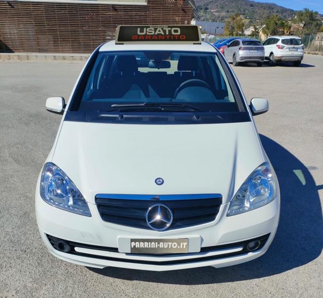 Mercedes-Benz A 160 BlueEFFICIENCY Coupé Premium, del 2011, 117.700 km, in vendita a Portoferraio (LI)