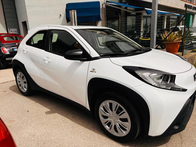 Toyota Aygo X 1.0 VVT-i 72 CV 5 porte Active - foto 4 di 4