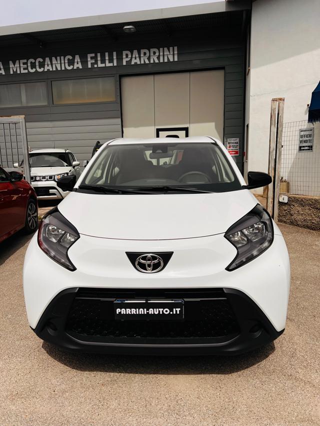 Toyota Aygo X 1.0 VVT-i 72 CV 5 porte Active nuovo a PORTOFERRAIO