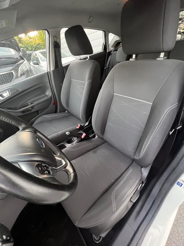 Ford Fiesta 1.2 60CV 5 porte usato a PORTOFERRAIO