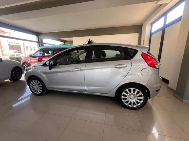 Ford Fiesta 1.0 80CV 5 porte - foto 4 di 4