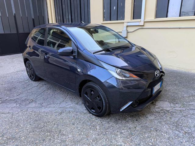 Toyota Aygo 1.0 VVT-i 69 CV 5 porte x-clusiv usato a TORINO