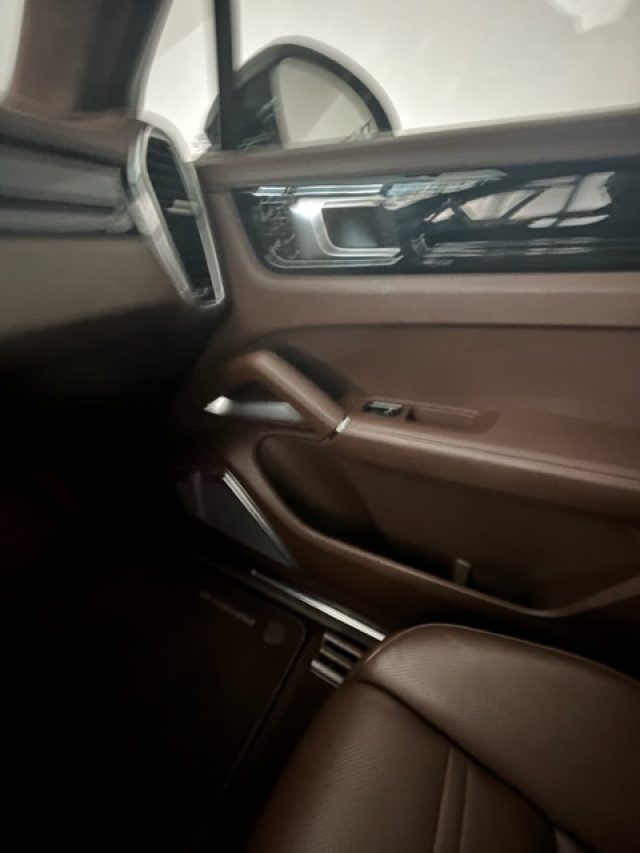 Porsche Cayenne Coup� 4.0 V8 TurboS E-Hybrid (possibile SUBENTRO ) usato a MONTECCHIO MAGGIORE