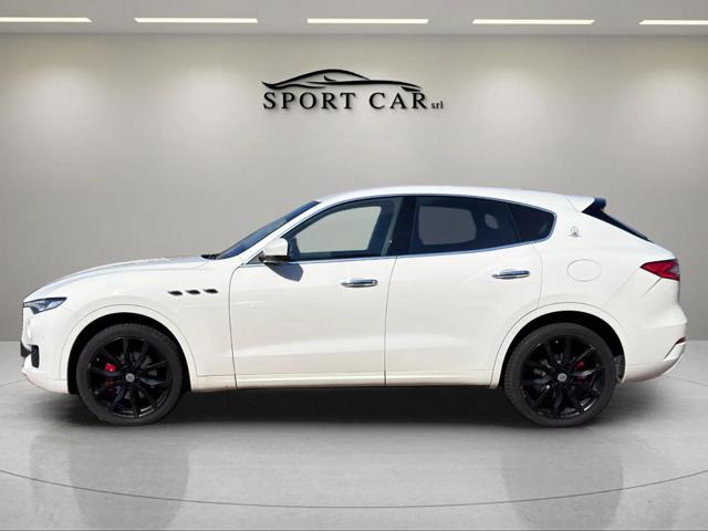 Maserati Levante V6 Diesel 275 CV AWD - foto 2 di 4