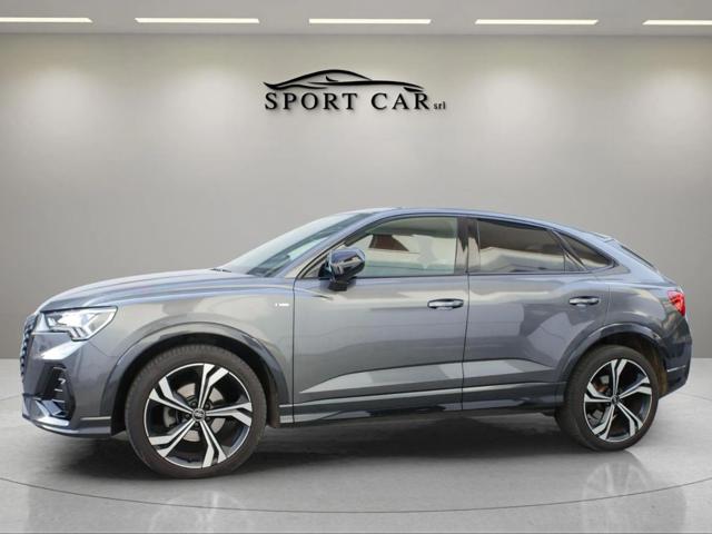 Audi Q3 SPB 35 TDI S tronic Identity Black - foto 2 di 4