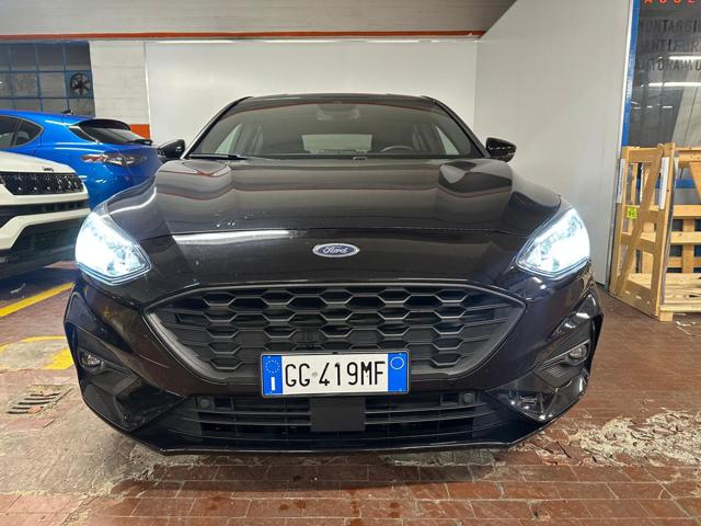 Ford Focus 1.0 EcoBoost Hybrid 125 CV 5p. ST-Line - foto 2 di 4