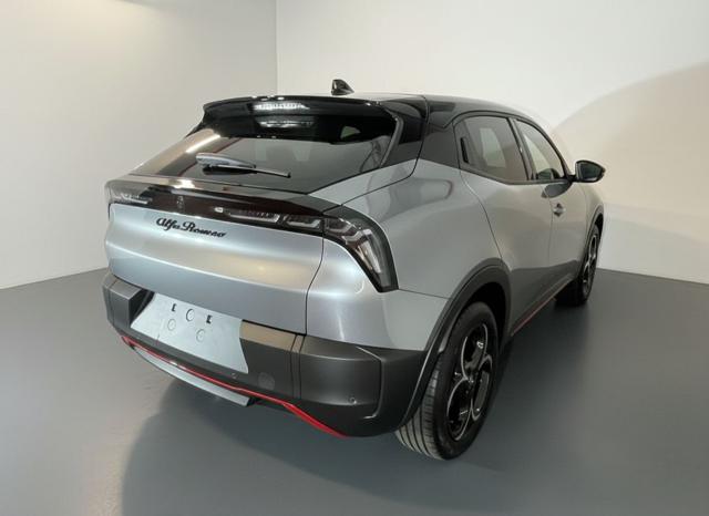 Alfa Romeo Junior 1.2 Hybrid 145cv Speciale + Sabelt + Led Matrix - foto 4 di 4