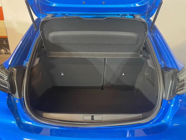 Peugeot 208 PureTech 100 Stop&Start 5 porte GT, del 2024, 12.200 km, in vendita a Torino (TO)