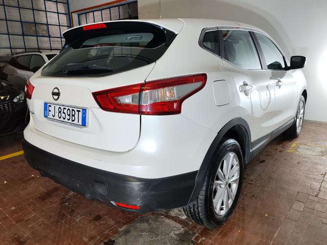 Nissan Qashqai 1.6 dci 130cv Xtronic Auto Euro 6 - foto 4 di 19