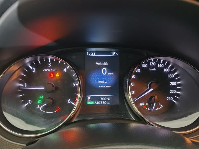 Nissan Qashqai 1.6 dci 130cv Xtronic Auto Euro 6, del 2017, 230.000 km, in vendita a Torino (TO)