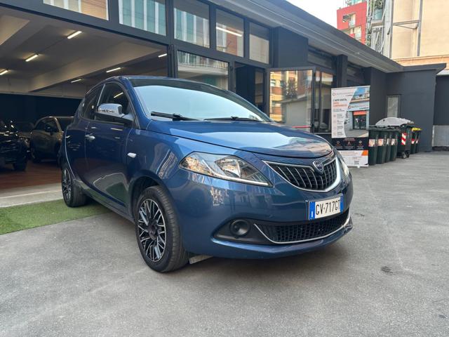 Lancia Ypsilon 1.2 69 CV 5 porte GPL Ecochic - foto 3 di 4
