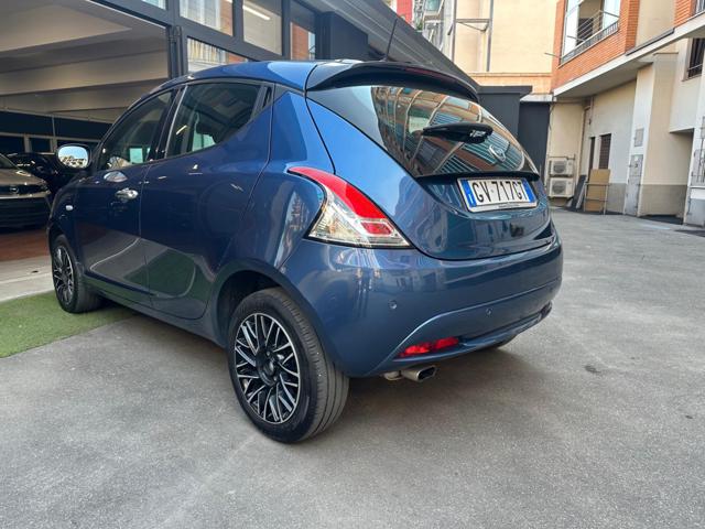 Lancia Ypsilon 1.2 69 CV 5 porte GPL Ecochic - foto 4 di 4