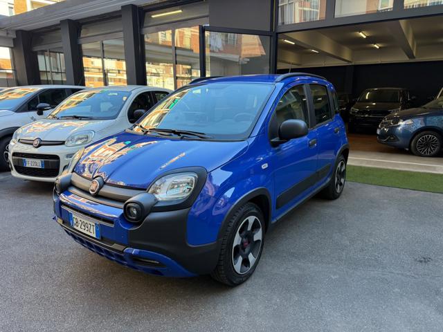 Fiat Panda 1.0 hybrid 70CV City Cross, del 2020, 124.689 km, in vendita a Torino (TO)