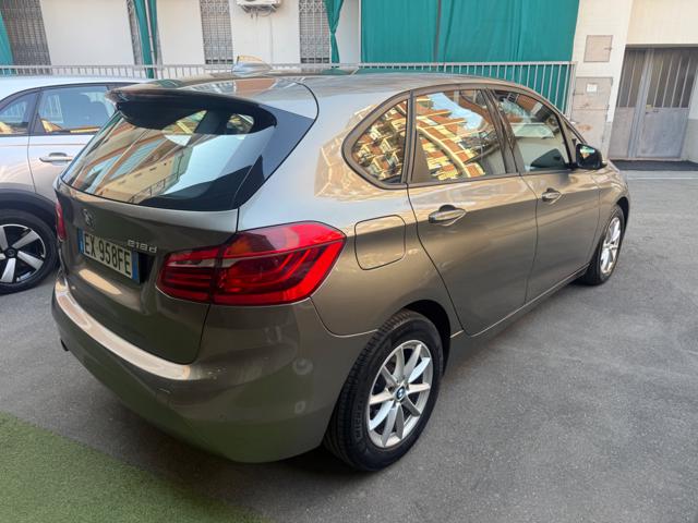 BMW 218 Active Tourer 218d Advantage + Pelle + PDC - foto 4 di 4