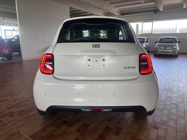 Fiat 500 Berlina Hybrid Pop - foto 4 di 4