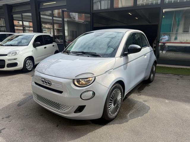 Fiat 500 1.0 Hybrid 65cv Icon + Pack Comfort Km Zero, del 2026, 2 km, in vendita a Torino (TO)