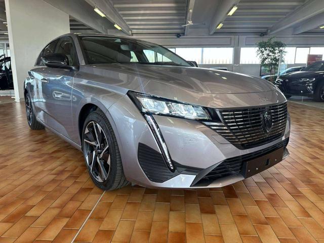 Peugeot 308 1.2 130cv Allure + Key Less + Navi + Camera - foto 3 di 4