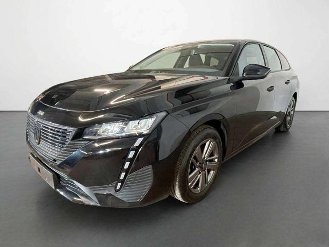 Peugeot 308 SW 1.2 130cv Active Pack, del 2024, 5.170 km, in vendita a Torino (TO)
