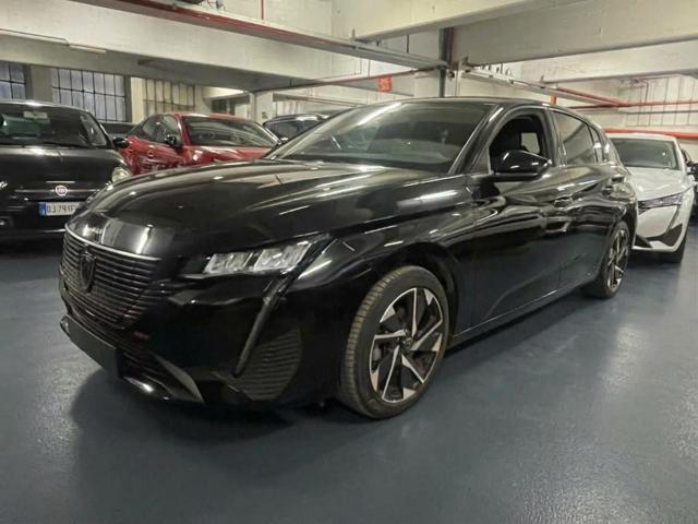 Peugeot 308 1.2 130cv Allure + Key Less + Navi + Camera, del 2024, 12.683 km, in vendita a Torino (TO)