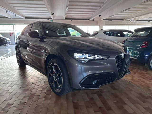 Alfa Romeo Stelvio 2.2d 210cv Veloce Q4 + - foto 3 di 4