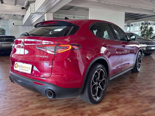 Alfa Romeo Stelvio 2.0 Turbo 280 CV AT8 Q4 Sprint - foto 4 di 4