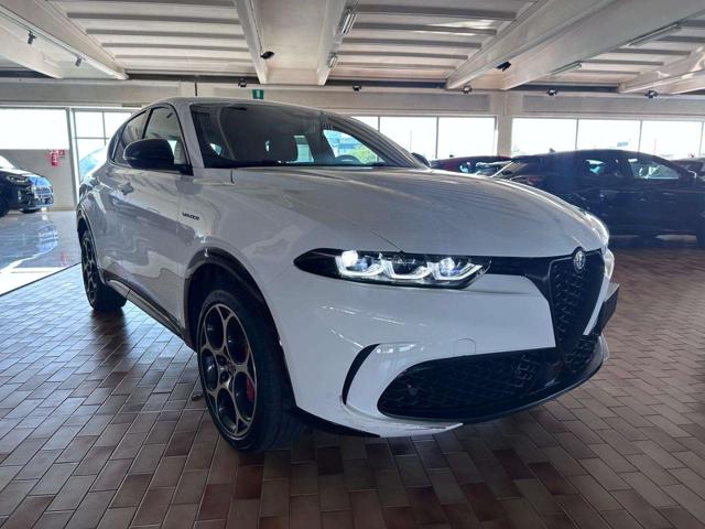 Alfa Romeo Tonale PHEV 280cv Q4 Veloce - foto 3 di 4