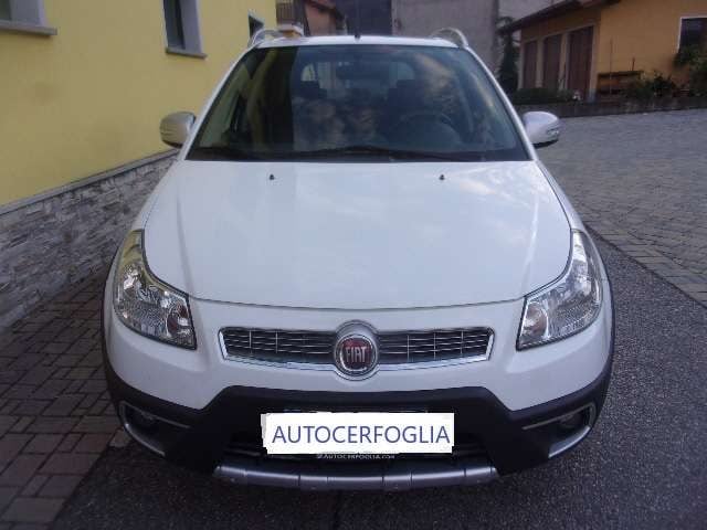 Fiat Sedici 1.6 16v Emotion 4x4 120cv-UNICO PROPRIETARIO - foto 3 di 4