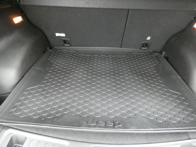Jeep Compass 1.3 Turbo T4 240 CV PHEV AT6 4xe Trailhawk, del 2023, 190 km, in vendita a Castelrotto (BZ)