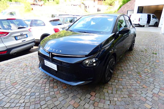 Lancia Ypsilon Hybrid e-DCT LX - foto 2 di 4