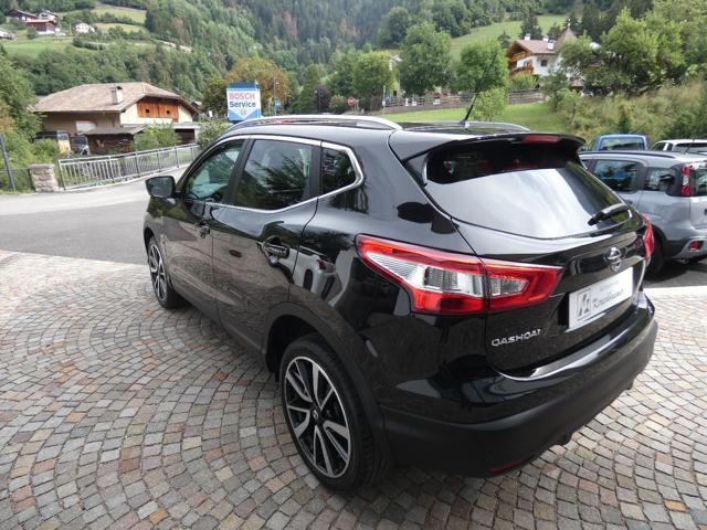 Nissan Qashqai 1.6 dCi 4WD Tekna - foto 4 di 4