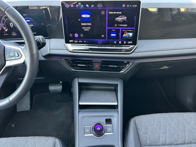 Volkswagen Tiguan 2.0 TDI 150 CV DSG Life usato a MIRANDOLA
