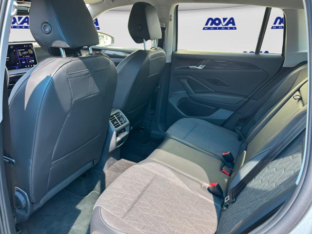 Volkswagen Tiguan 2.0 TDI 150 CV DSG Life, del 2025, 19.300 km, in vendita a Mirandola (MO)