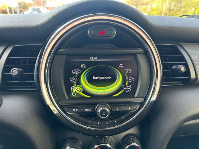MINI Cooper D 1.5 Cooper D Business 5 porte OK NEOPATENTATI usato a MIRANDOLA