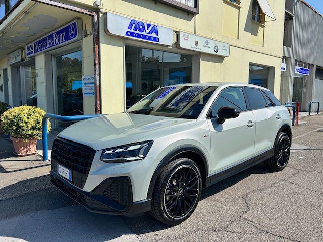 Audi Q2 35 TDI S tronic Identity Black km zero - foto 1 di 4