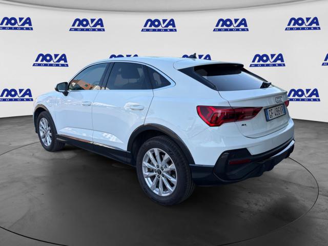 Audi Q3 SPB 45 TFSI e S tronic Business Plus - foto 3 di 4