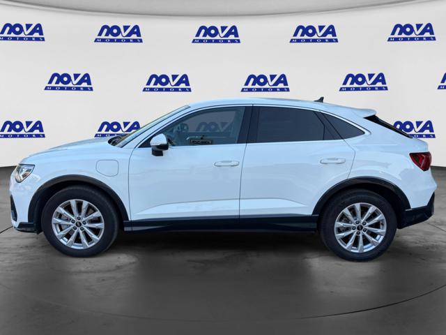 Audi Q3 SPB 45 TFSI e S tronic Business Plus - foto 2 di 4