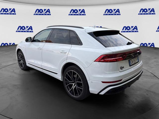 Audi Q8 45 TDI quattro tiptronic Sport 29.000? OPTIONAL - foto 3 di 4