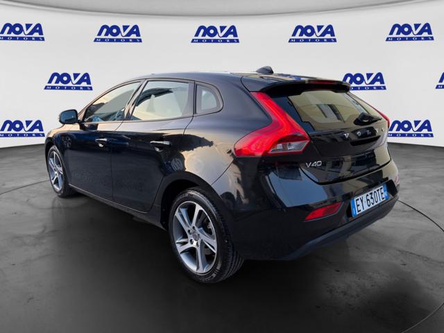 Volvo V40 D2 1.6 Kinetic - foto 3 di 4